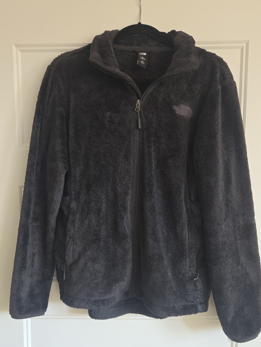 The North Face womens black Plush Full-Zip fuzzy Jacket